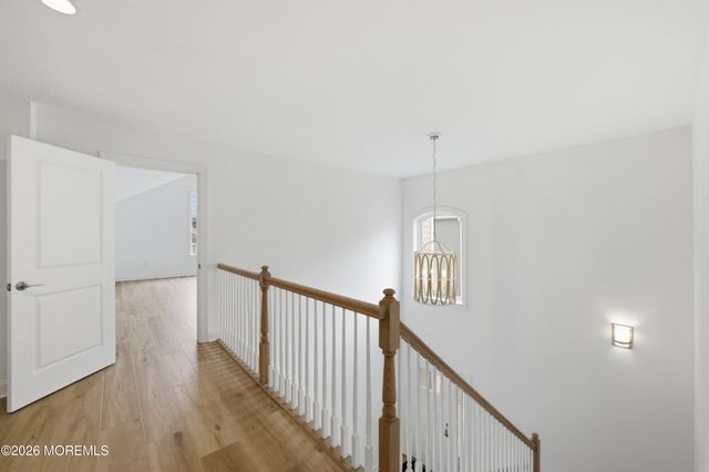 10 Remington Court, Farmingdale, NJ 07727