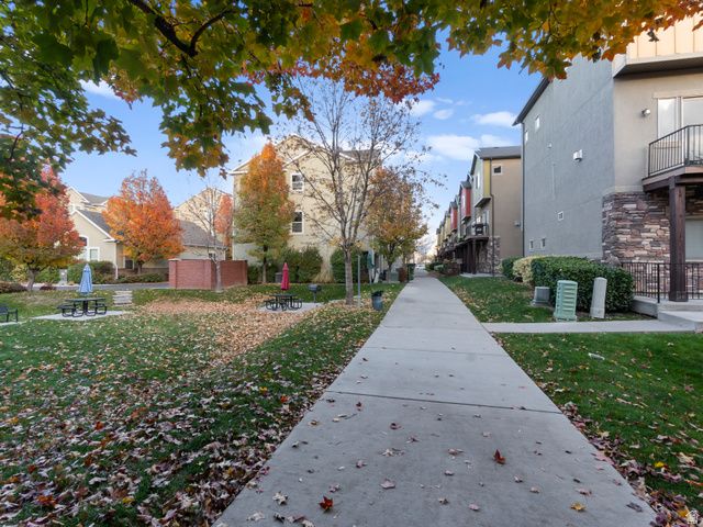 128 W PARRAMATTA LN, Salt Lake City, UT 84115