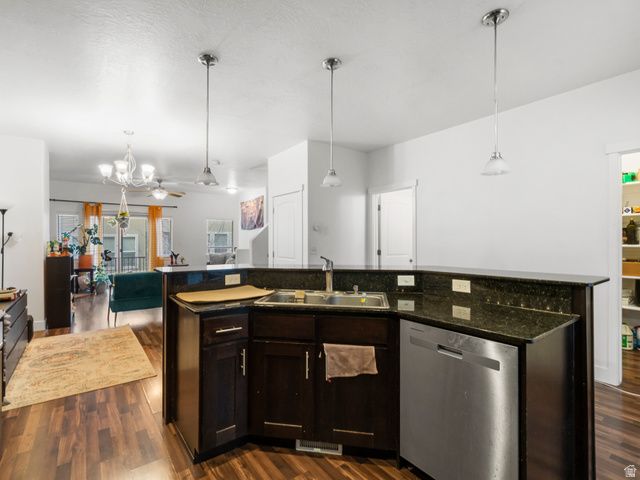 128 W PARRAMATTA LN, Salt Lake City, UT 84115