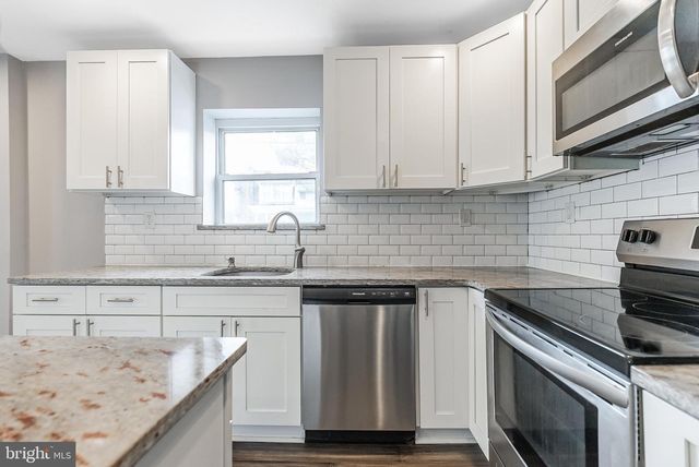 2660 S SHIELDS ST, Philadelphia, PA 19142