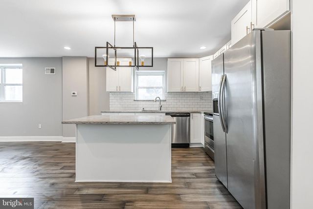 2660 S SHIELDS ST, Philadelphia, PA 19142