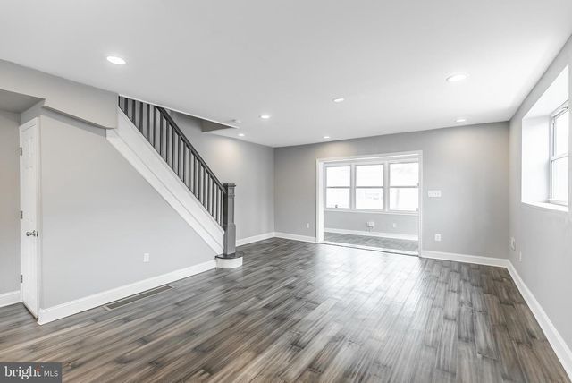 2660 S SHIELDS ST, Philadelphia, PA 19142