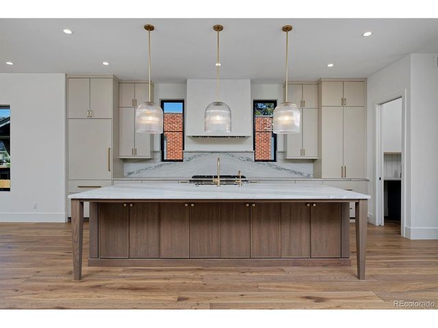 1935 Meade St, Denver, CO 80211