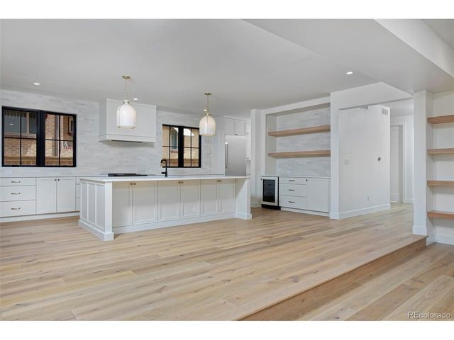 1935 Meade St, Denver, CO 80211