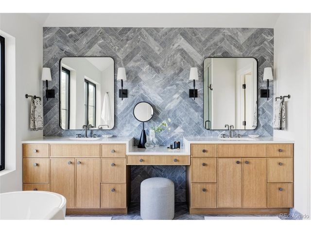 1935 Meade St, Denver, CO 80211