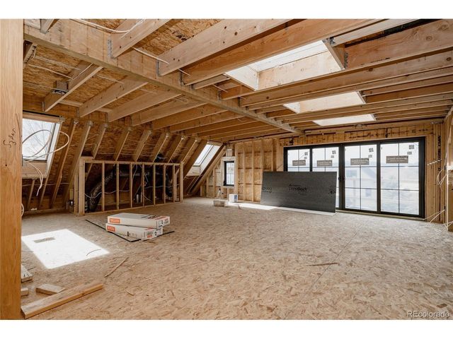 1935 Meade St, Denver, CO 80211