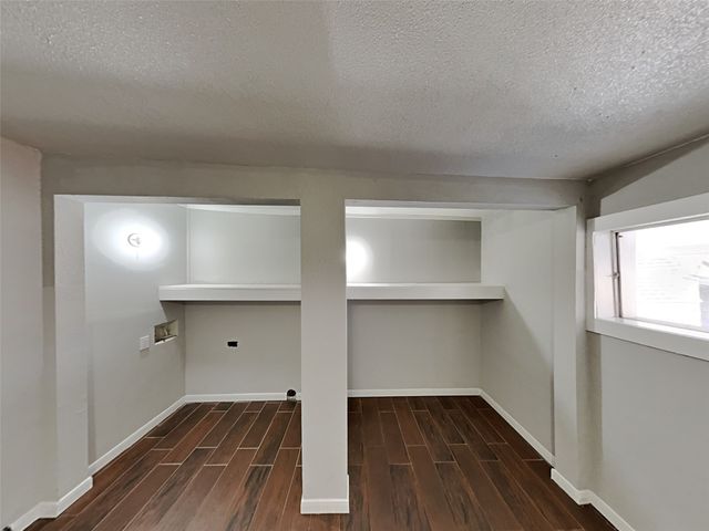 2141 Province Lane, Dallas, TX 75228