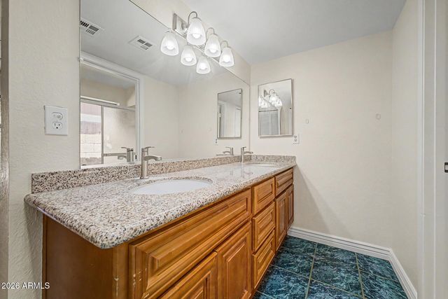 1817 W ISLETA Avenue, Mesa, AZ 85202
