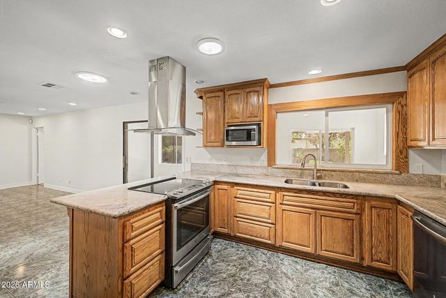 1817 W ISLETA Avenue, Mesa, AZ 85202