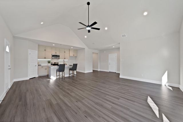 200 Harris Harbor Road, East Tawakoni, TX 75472