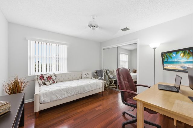 5022 NW 100th Terrace, Coral Springs, FL 33076