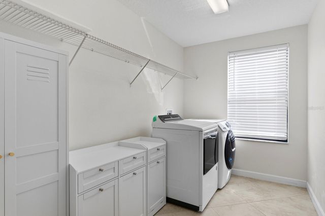 19415 PADDOCK VIEW DRIVE, Tampa, FL 33647