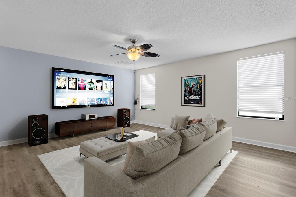 Image 17 of property listing at 19415 PADDOCK VIEW DRIVE, Tampa, FL 33647