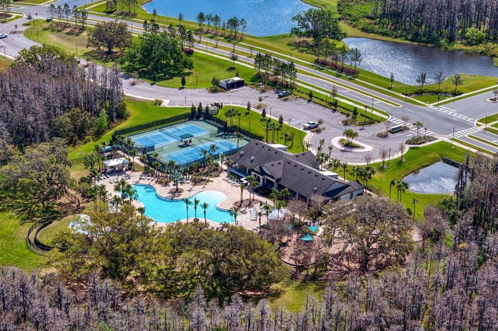 Image 59 of property listing at 19415 PADDOCK VIEW DRIVE, Tampa, FL 33647