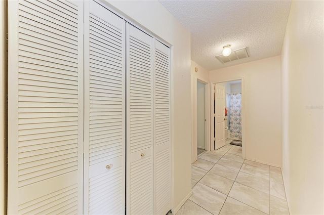 4916 32ND AVENUE DRIVE W, Bradenton, FL 34209