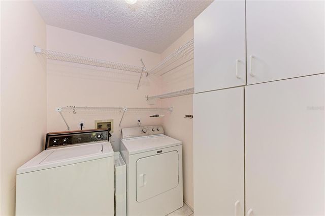 4916 32ND AVENUE DRIVE W, Bradenton, FL 34209