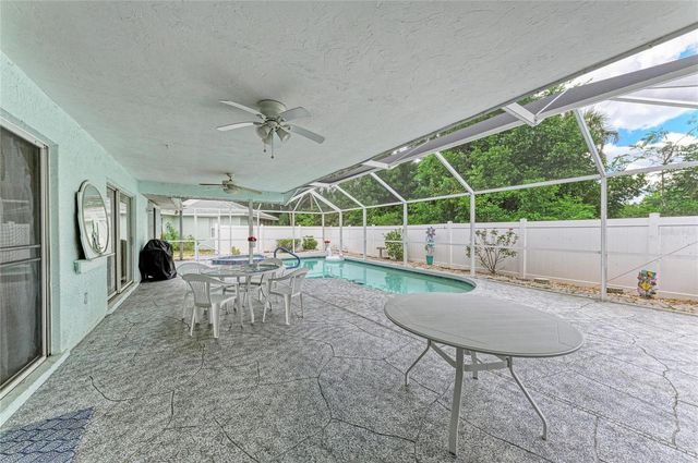 4916 32ND AVENUE DRIVE W, Bradenton, FL 34209