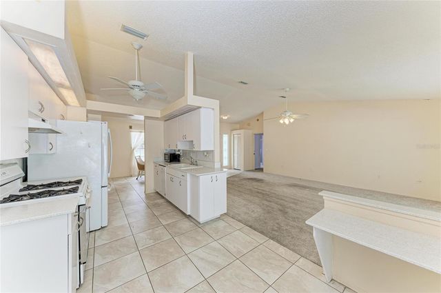 4916 32ND AVENUE DRIVE W, Bradenton, FL 34209