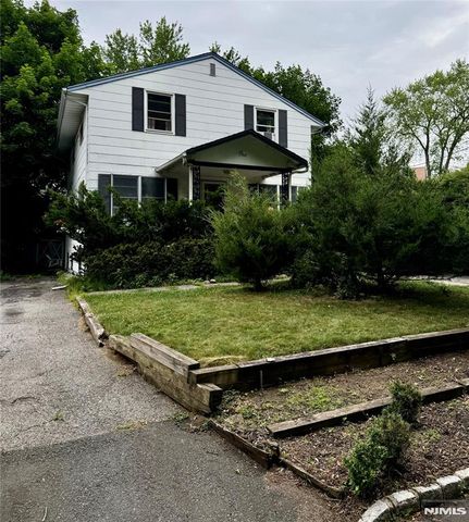 1 South, Harrington Park, NJ 07640