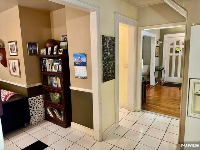 1 South, Harrington Park, NJ 07640