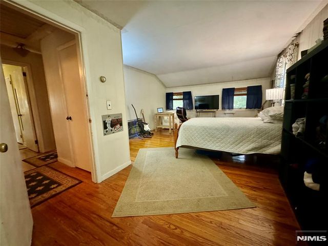 1 South, Harrington Park, NJ 07640