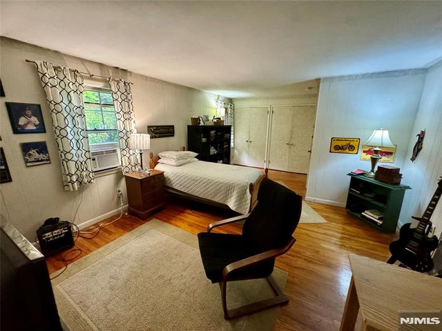 1 South, Harrington Park, NJ 07640