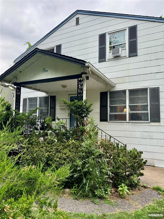 1 South, Harrington Park, NJ 07640