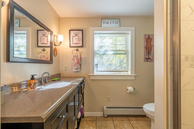 219 Golf Course Lane, Barrington, NH 03825
