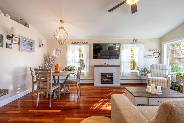 219 Golf Course Lane, Barrington, NH 03825