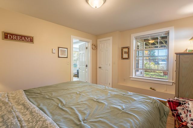 219 Golf Course Lane, Barrington, NH 03825