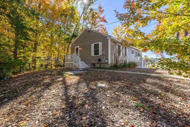 219 Golf Course Lane, Barrington, NH 03825