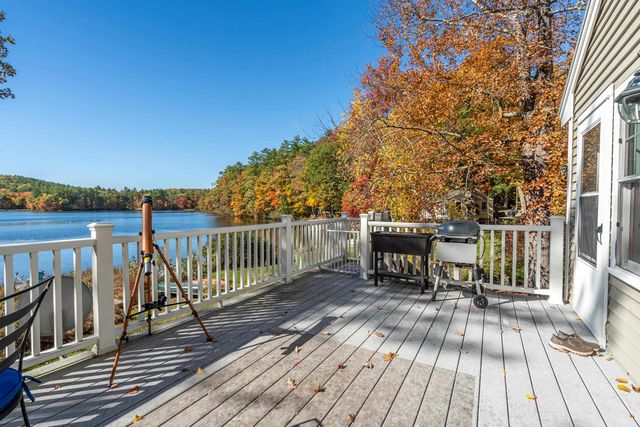 219 Golf Course Lane, Barrington, NH 03825