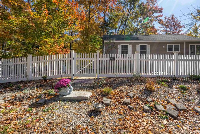 219 Golf Course Lane, Barrington, NH 03825