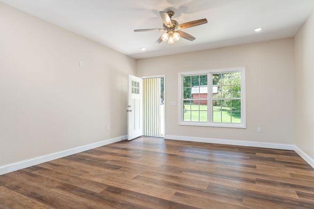 118 Teak Ln, Cookeville, TN 38506