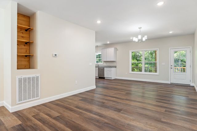 118 Teak Ln, Cookeville, TN 38506