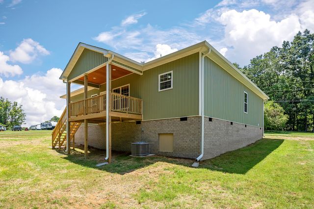 118 Teak Ln, Cookeville, TN 38506