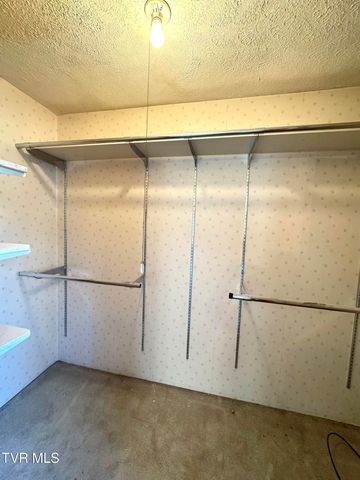 1721 Valley View Drive, Big Stone Gap, VA 24219