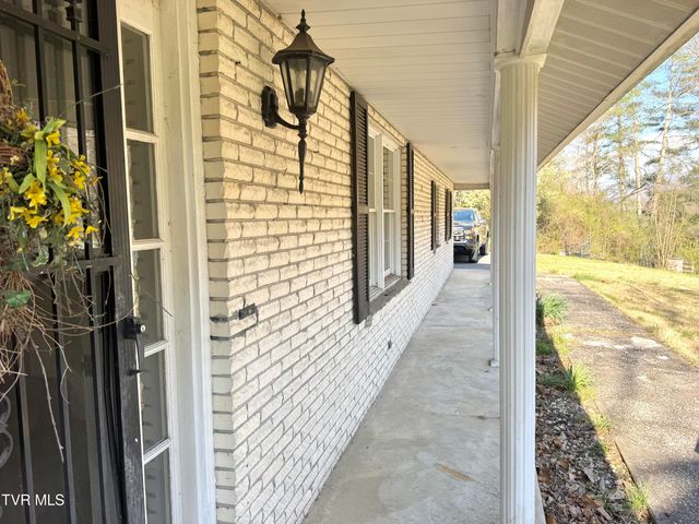 1721 Valley View Drive, Big Stone Gap, VA 24219