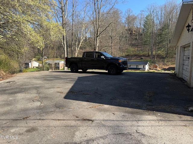 1721 Valley View Drive, Big Stone Gap, VA 24219