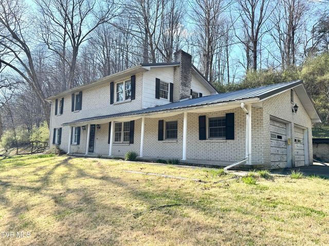 1721 Valley View Drive, Big Stone Gap, VA 24219
