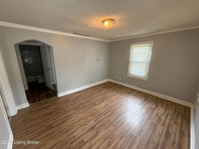 1616 Bicknell Ave, Louisville, KY 40215