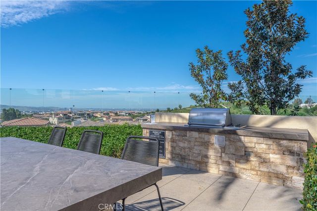 329 Adela, Lake Forest, CA 92630