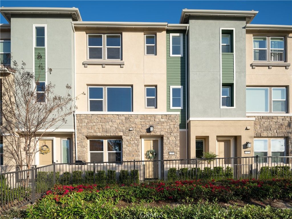 329 Adela, Lake Forest, CA 92630