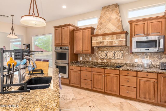 423 E MEAD Drive, Chandler, AZ 85249