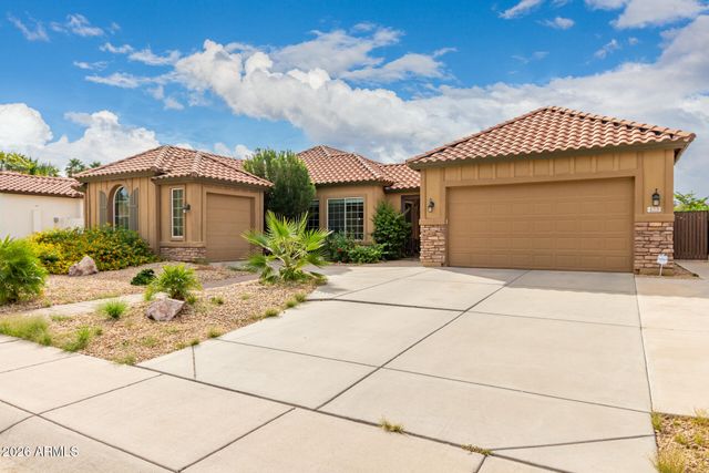423 E MEAD Drive, Chandler, AZ 85249