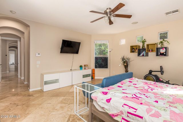 423 E MEAD Drive, Chandler, AZ 85249