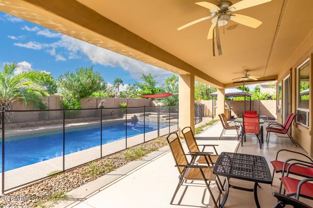 423 E MEAD Drive, Chandler, AZ 85249