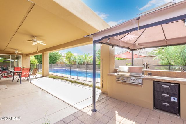 423 E MEAD Drive, Chandler, AZ 85249