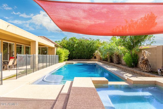 423 E MEAD Drive, Chandler, AZ 85249