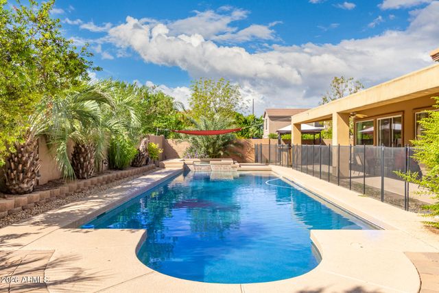 423 E MEAD Drive, Chandler, AZ 85249